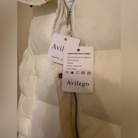 Avilego Longline Puffer Vest | NWT | Cream | Medium - Picture 4 of 7